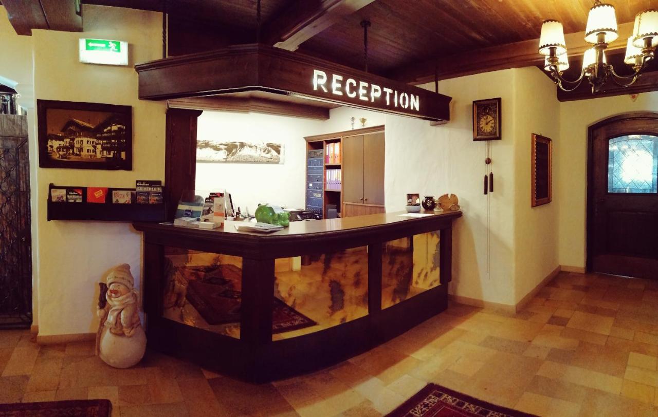 Bed and Breakfast Alte Post Элльмау Экстерьер фото