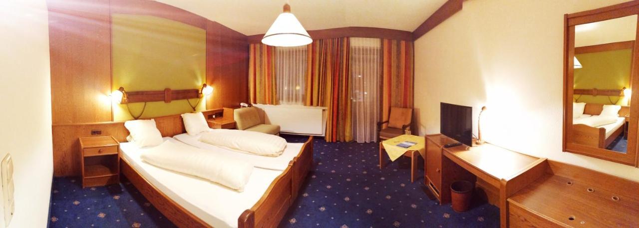 Bed and Breakfast Alte Post Элльмау Экстерьер фото